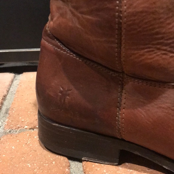 Frye 'Melissa Button' Leather Boots in BROWN (8.5) - Picture 11 of 16